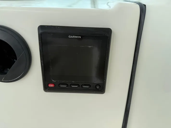  Yacht Photos Pics 2008 RAMPAGE 33 EXPRESS - Image 38