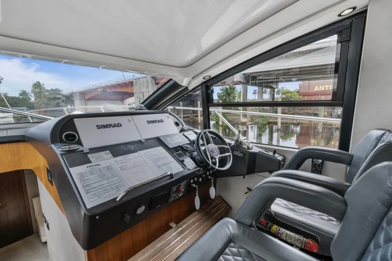  Yacht Photos Pics 2018 Sunseeker Predator 57 - Image 19