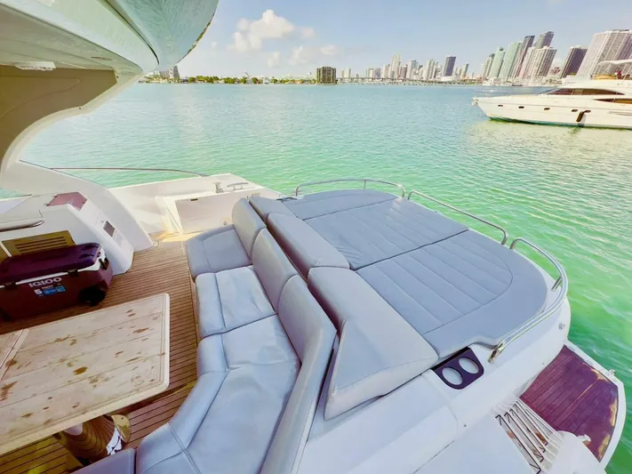  Yacht Photos Pics 2018 Sunseeker Predator 57 - Image 6