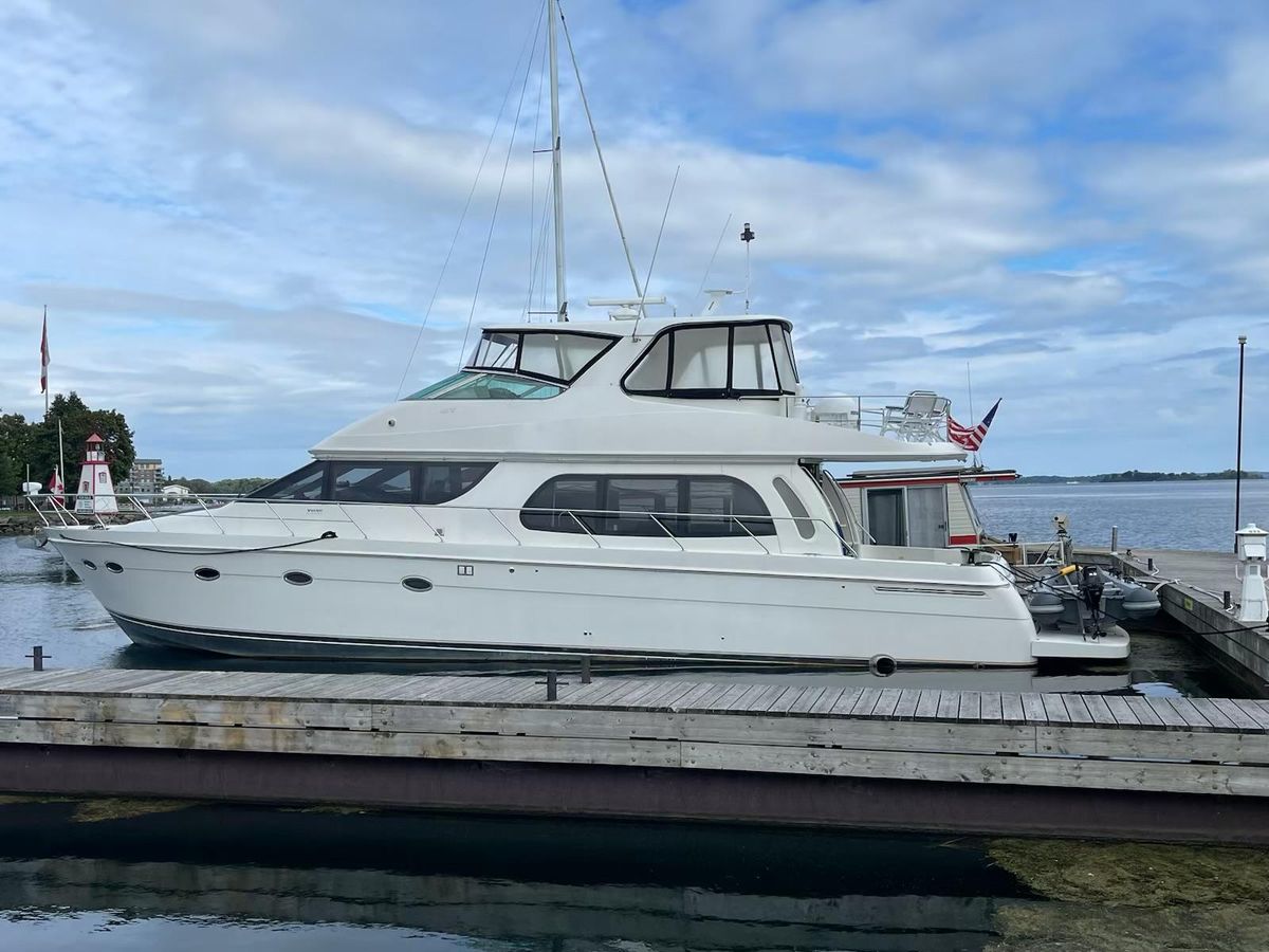 2006 Carver 56 