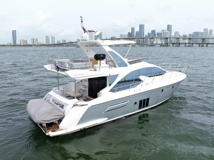 Eclipse Yacht Photos Pics 2016 Azimut 50 Flybridge - Image 8