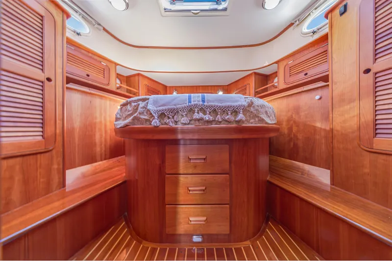 Maine Squeeze Yacht Photos Pics Luxurious wooden interior of 2009 Hinckley Talaria 44 MY yacht cabin.