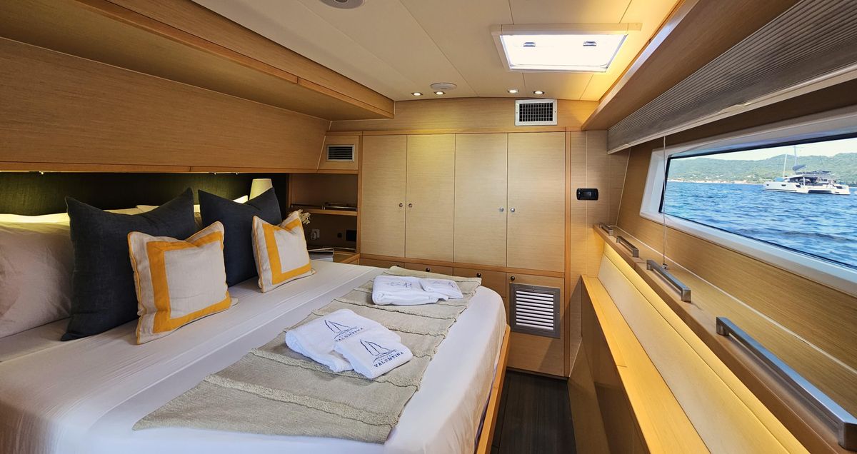 2013 Lagoon 62 