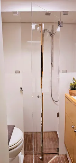 Valentina Yacht Photos Pics 