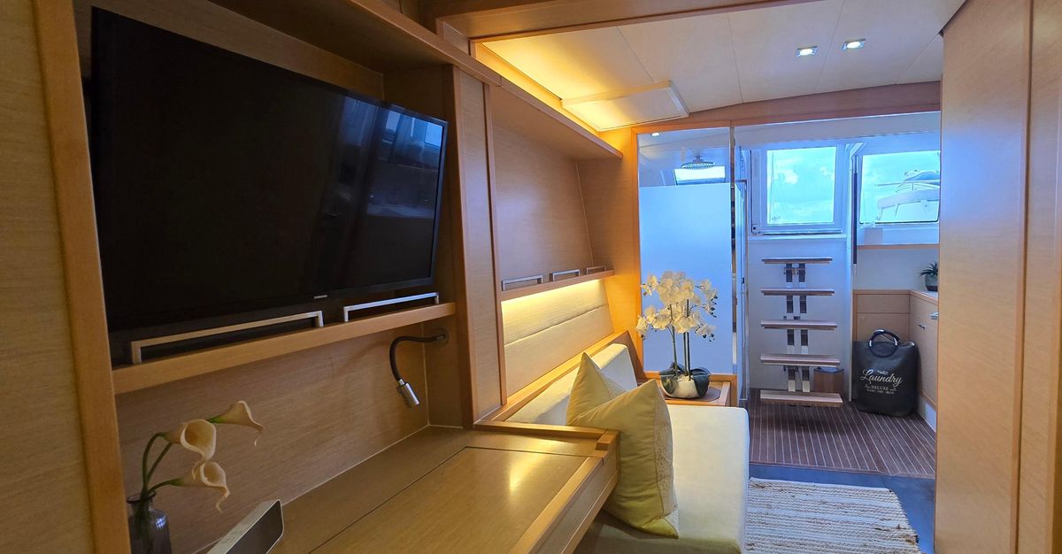 2013 Lagoon 62 