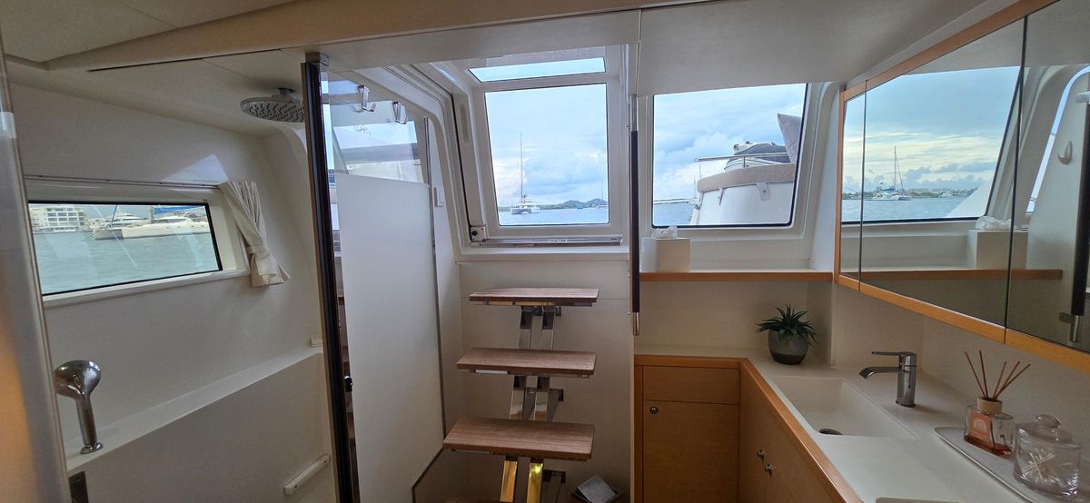 2013 Lagoon 62 