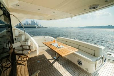 Yacht