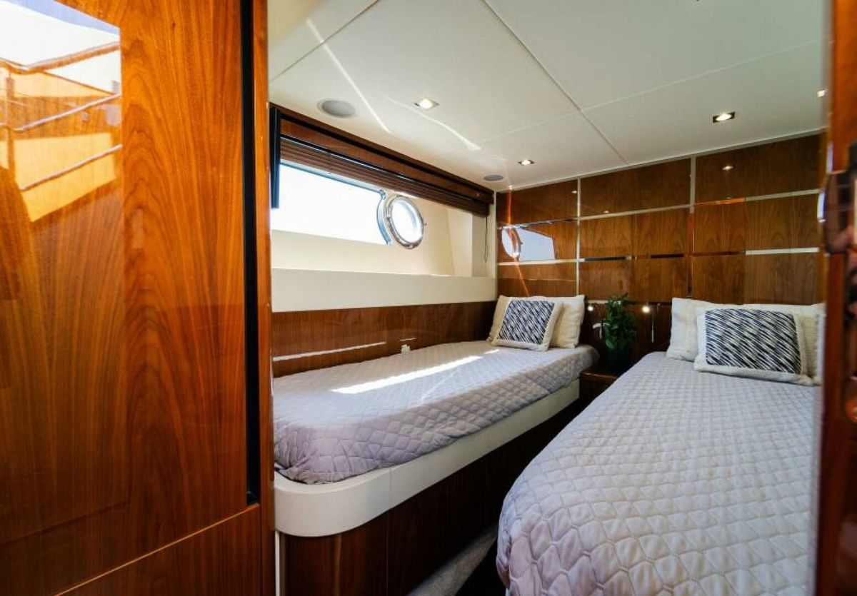 2016 Sunseeker 65 