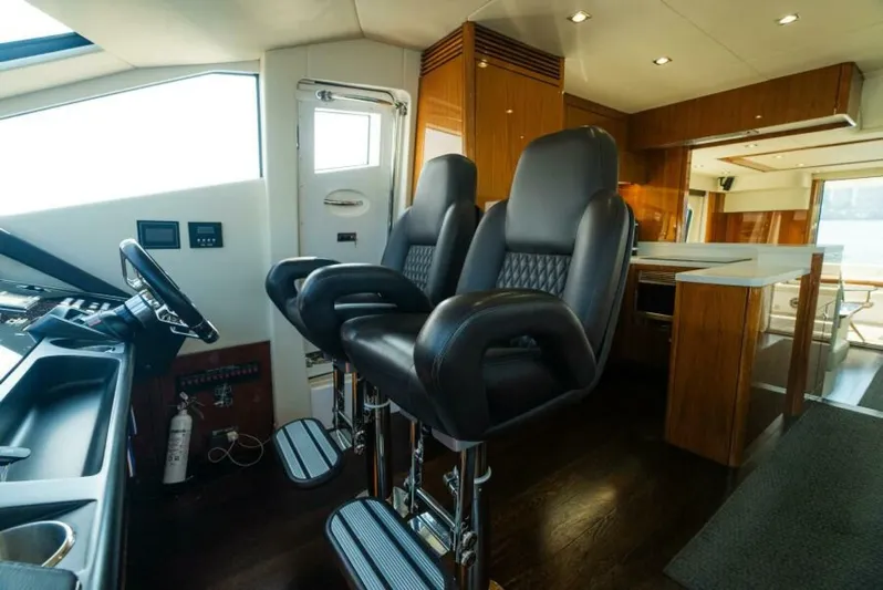  Yacht Photos Pics 2016 Sunseeker Manhattan 65 - Image 17