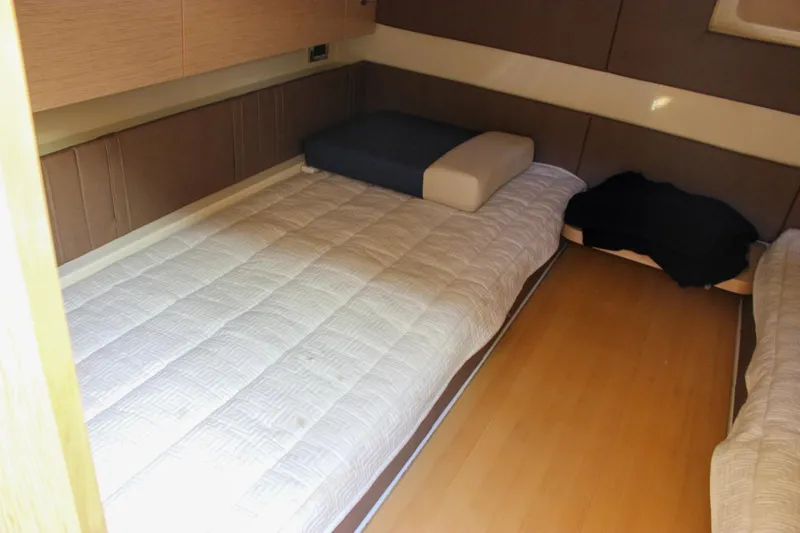 Phoenix Yacht Photos Pics 2017 Chris-Craft Launch 38 cabin interior with twin beds and modern design.