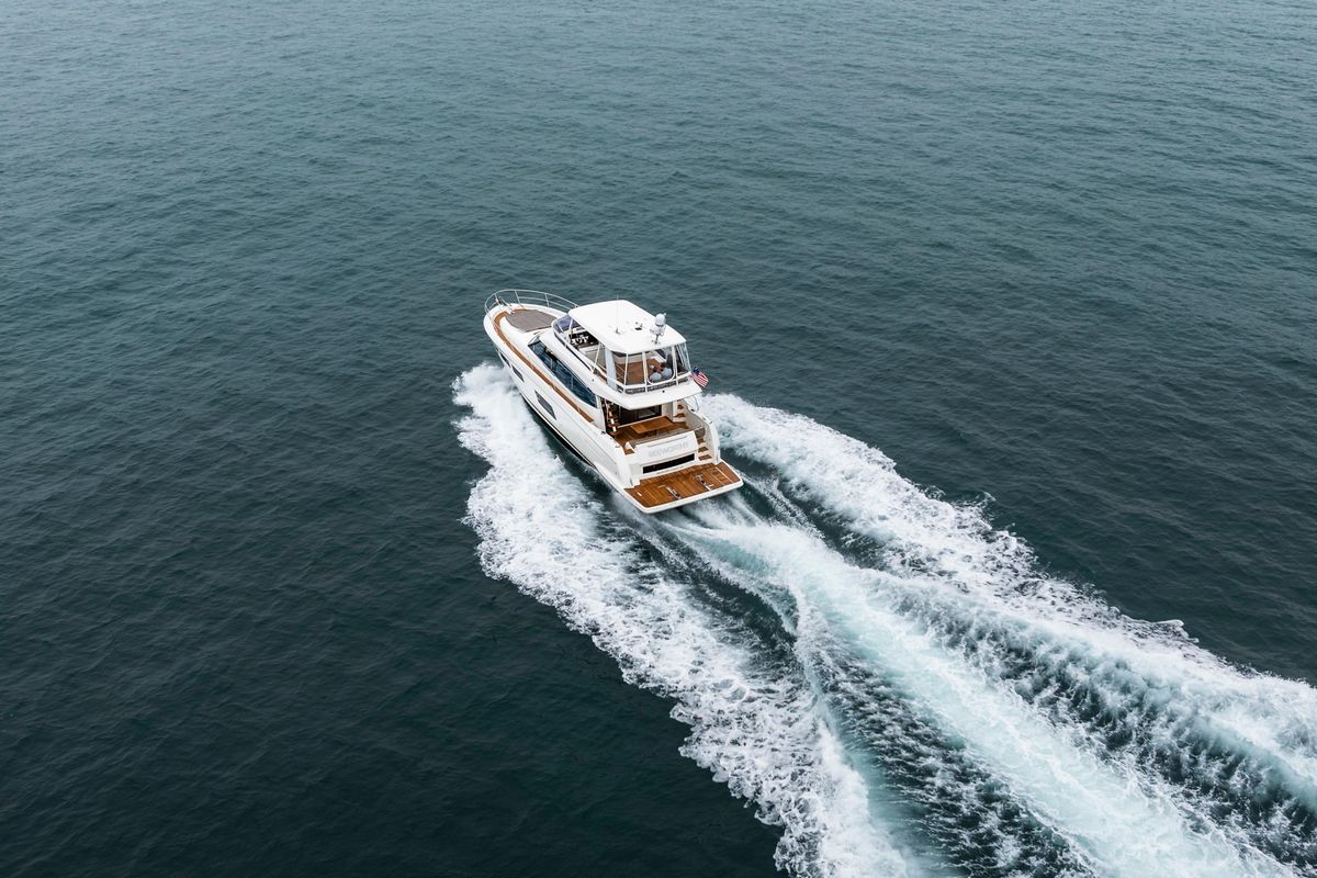 2018 Prestige 59 
