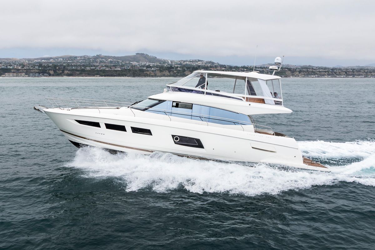 2018 Prestige 59 