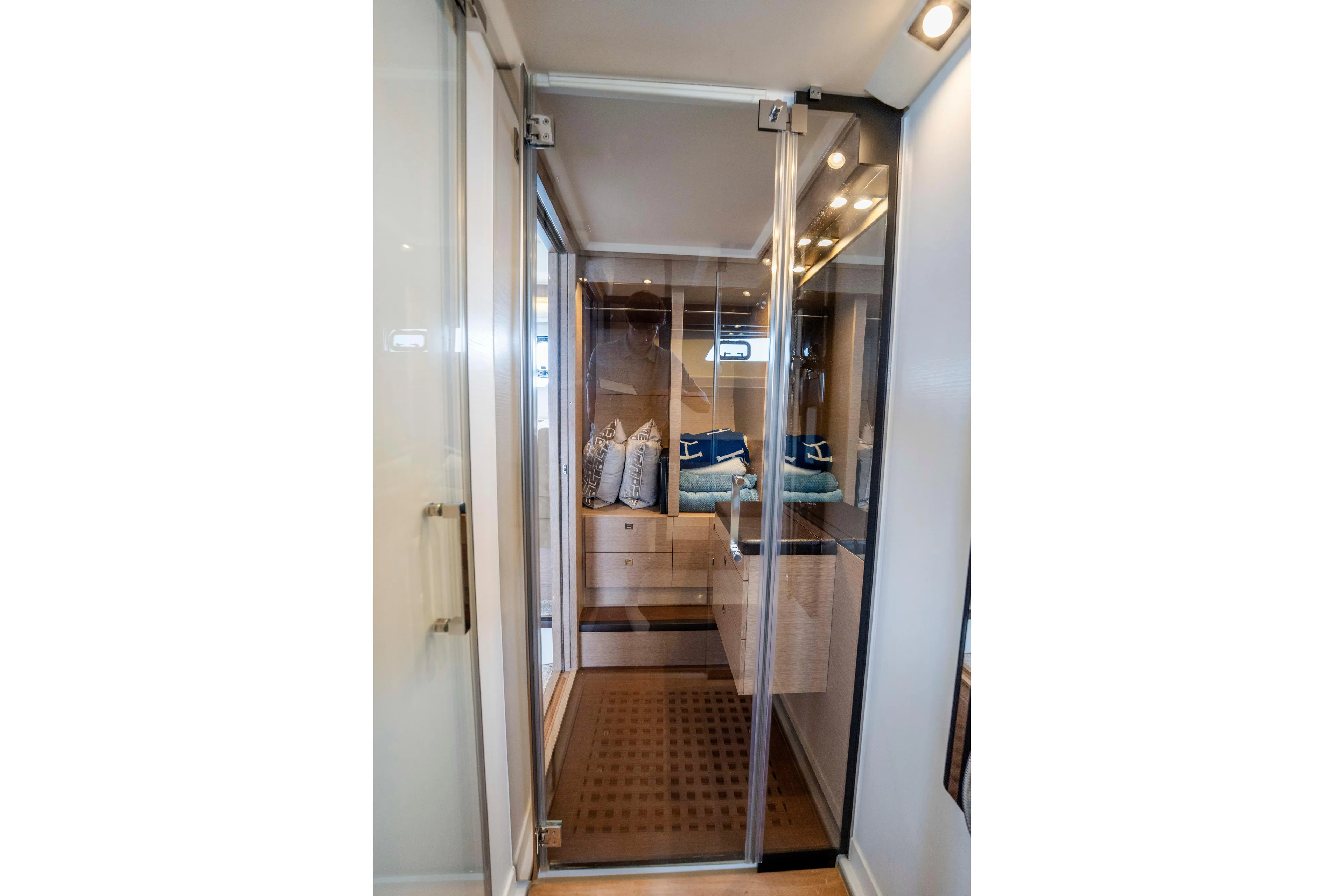 Seeworthy Yacht Photos Pics Luxurious interior of 2018 Prestige 560 yacht with modern design and elegant furnishings.