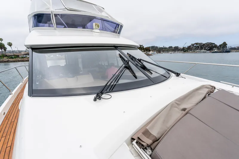 Seeworthy Yacht Photos Pics Luxury 2018 Prestige 560 yacht with sleek design and spacious deck.