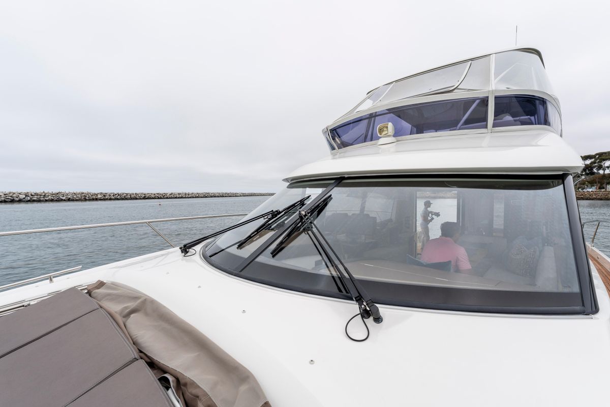 2018 Prestige 59 