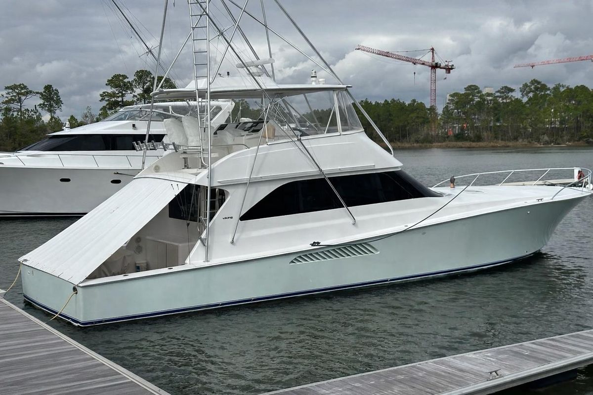 2002 Viking 61 