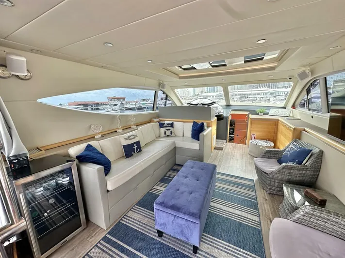 Notorius Yacht Photos Pics 2007 Gianetti Ht68 - Image 33