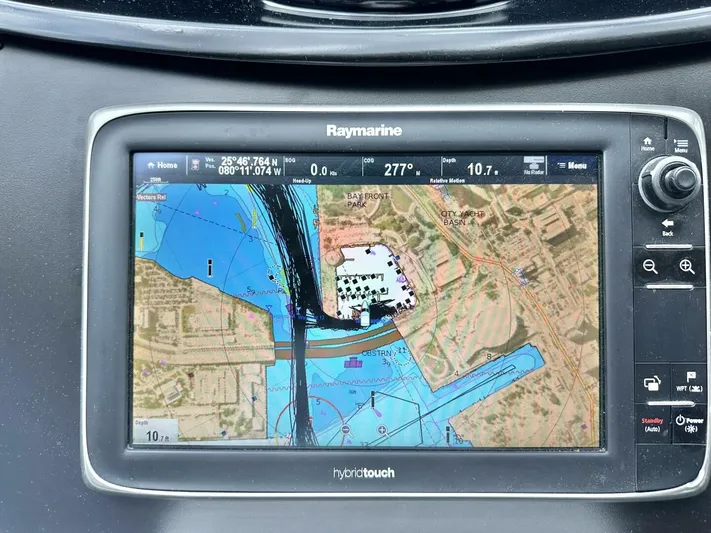 Notorius Yacht Photos Pics 2007 Gianetti Ht68 - Image 38