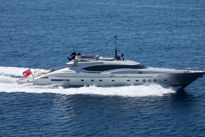 2005 Palmer Johnson 120