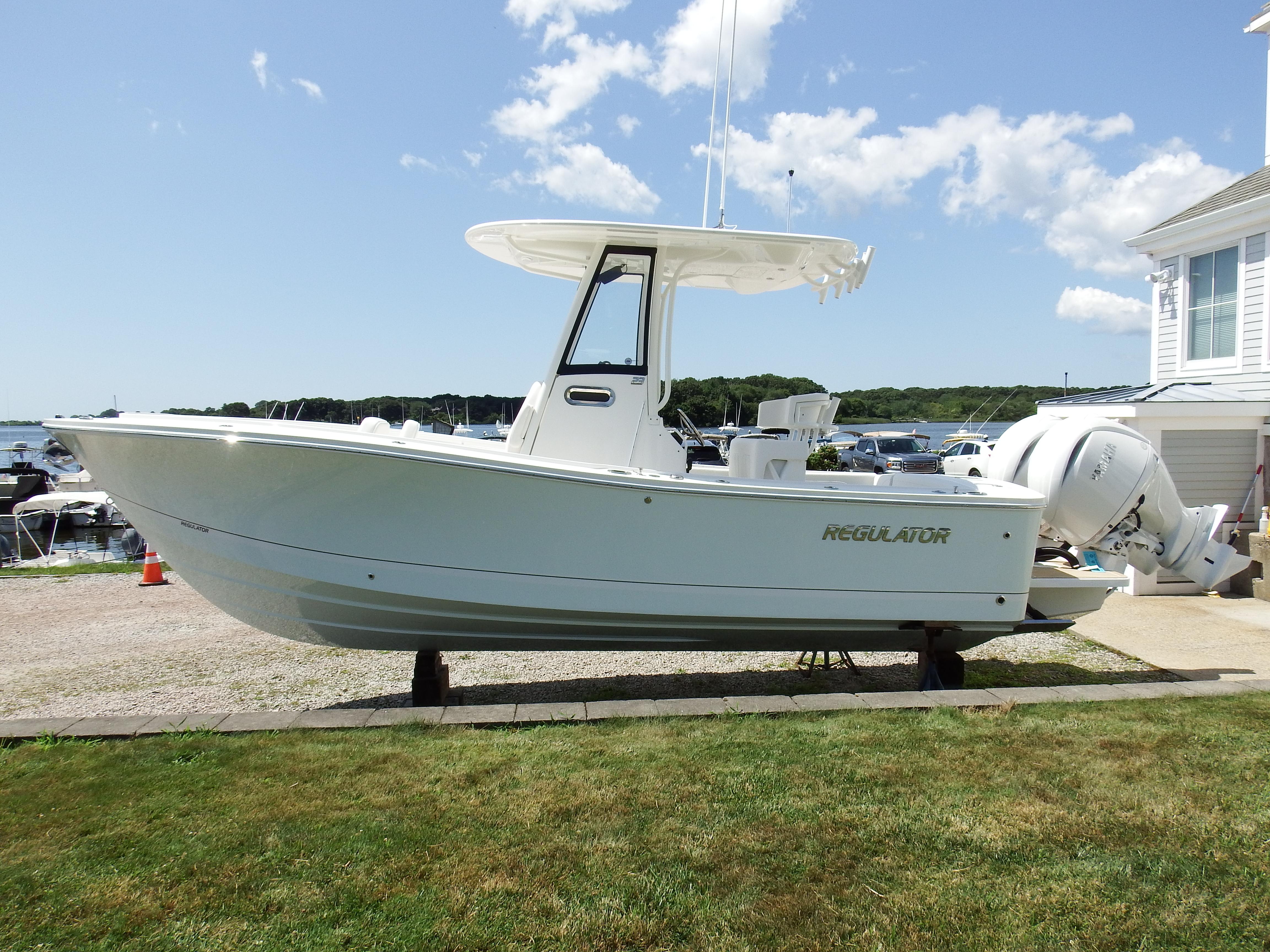 1988 Offshore 23 Center Console Fishing Boat