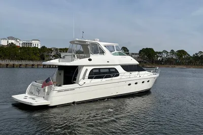 Carver 56 Voyager