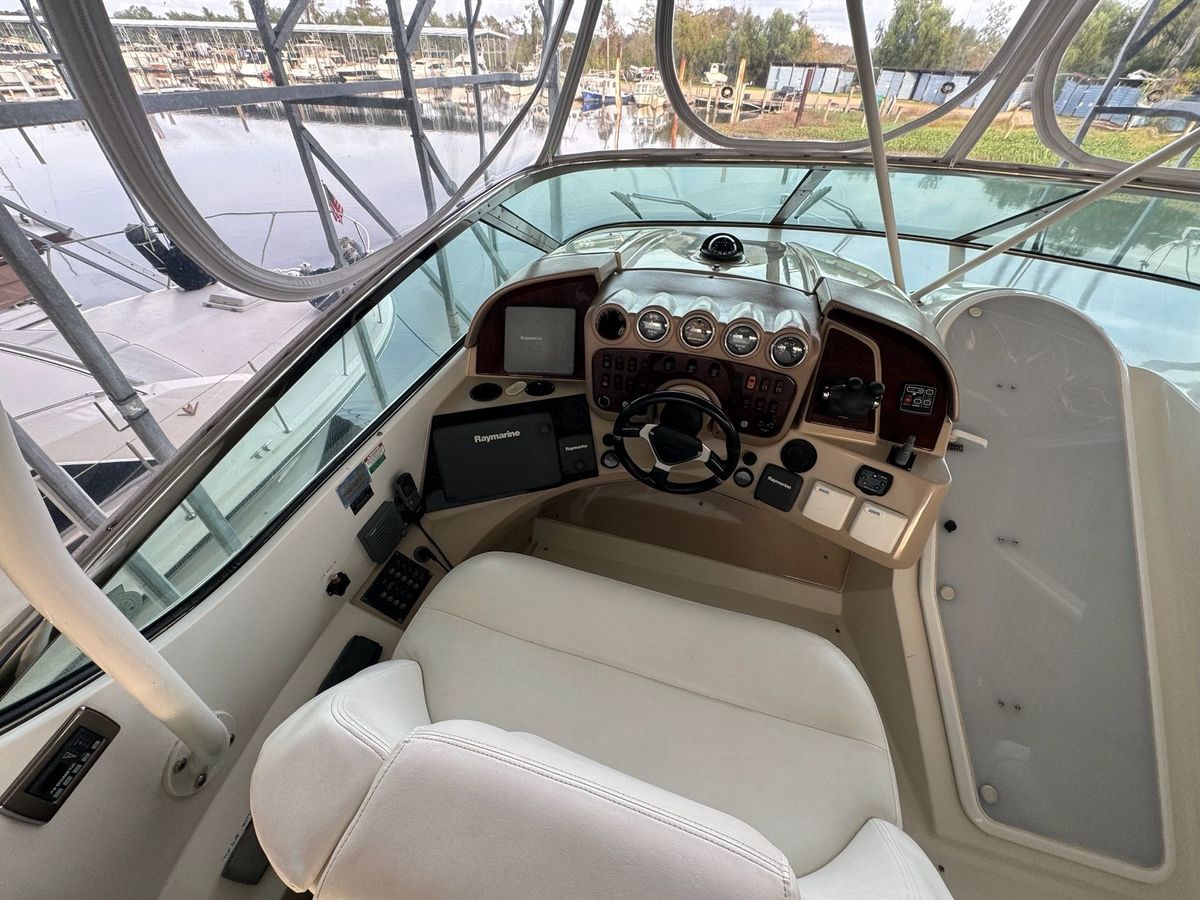2004 Carver 56 