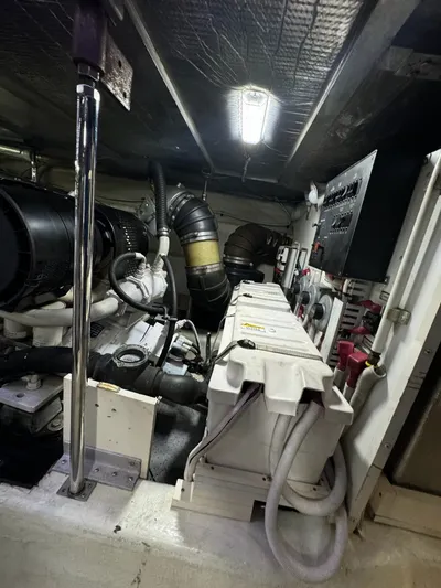 Cloud 9 Yacht Photos Pics 