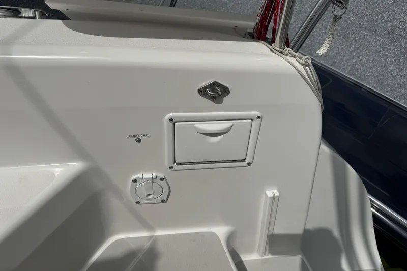 True Love Yacht Photos Pics 2005 Catalina Morgan 440 DS yacht deck with storage compartment and arch light.