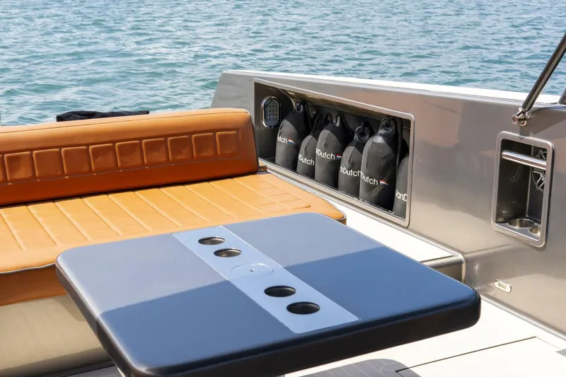  Yacht Photos Pics 2015 Vandutch 40 - Image 20