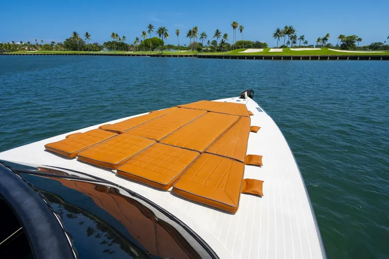  Yacht Photos Pics 2015 Vandutch 40 - Image 26