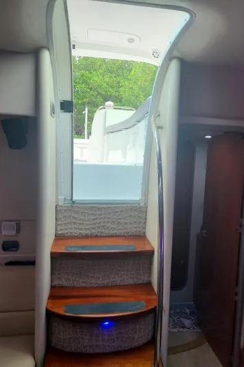  Yacht Photos Pics Staircase inside 2007 Formula 45 Yacht leading to the deck.