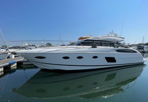 2015 Princess V57