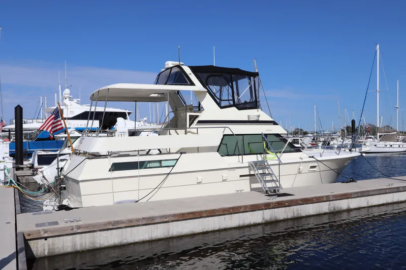 Cavu Yacht Photos Pics 