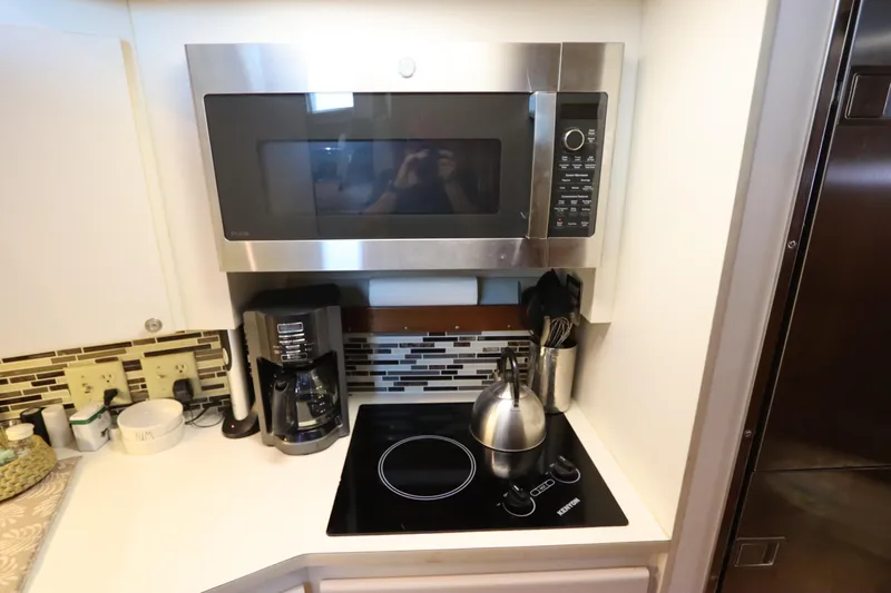 Cavu Yacht Photos Pics 