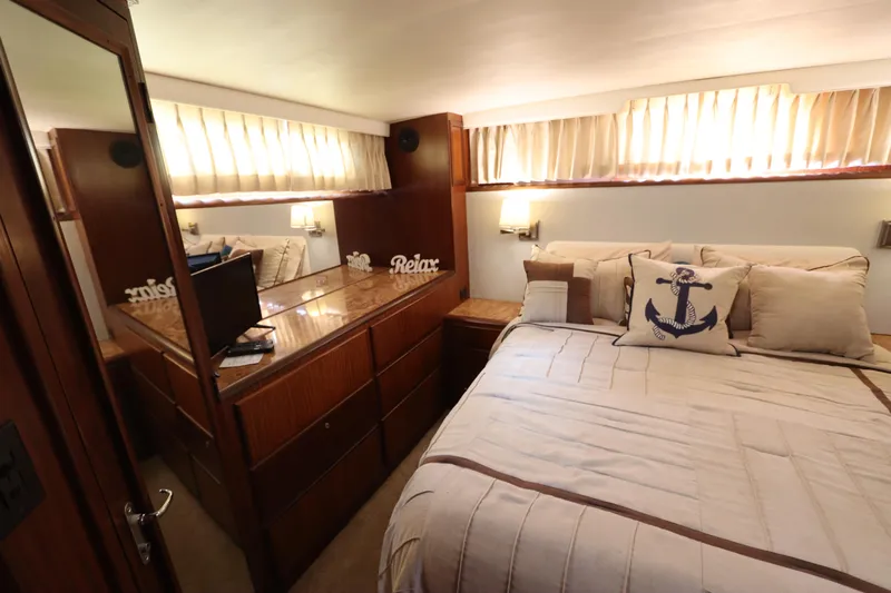 Cavu Yacht Photos Pics 