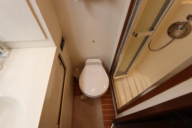 Cavu Yacht Photos Pics 