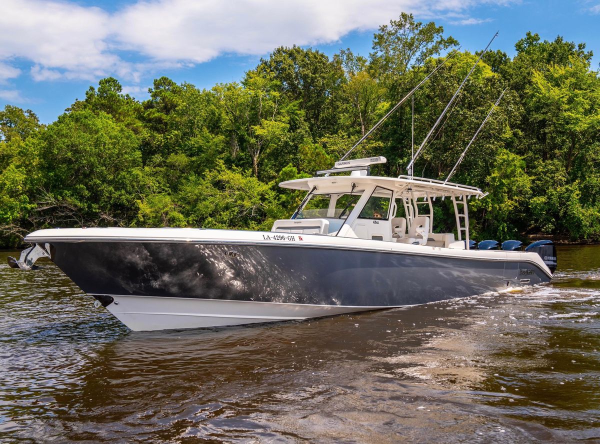 2018 Everglades 42 