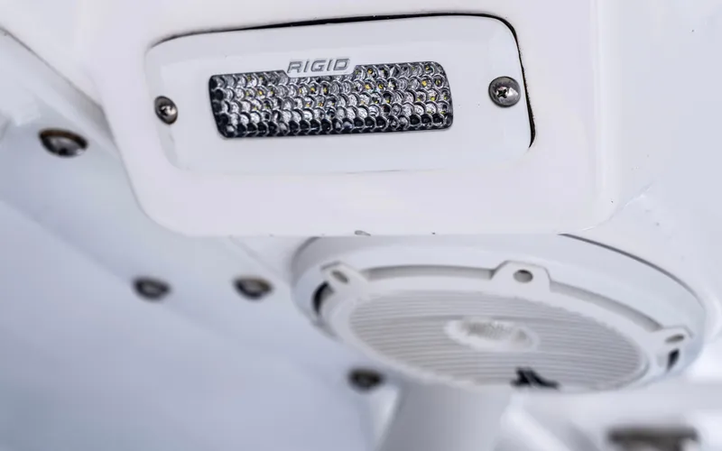  Yacht Photos Pics Everglades 435 Center Console 2018 boat interior with Rigid LED light and speaker.