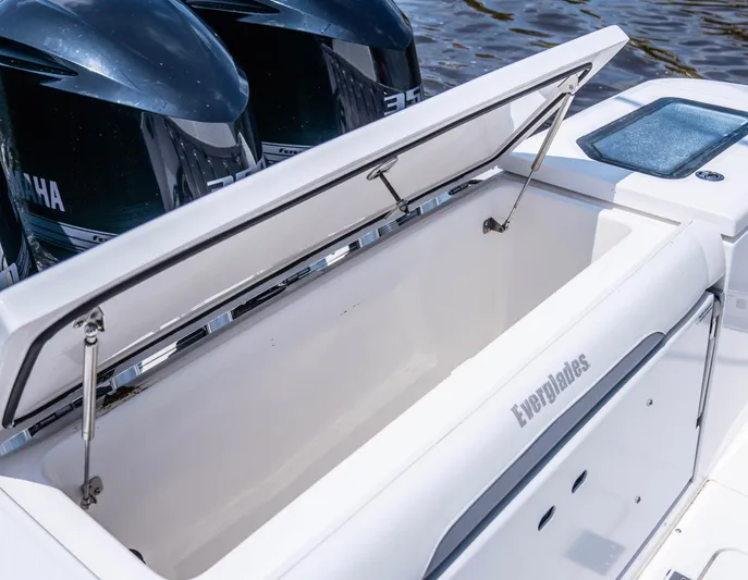  Yacht Photos Pics Open storage compartment on 2018 Everglades 435 Center Console boat.