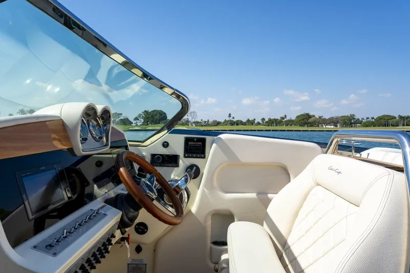  Yacht Photos Pics 2020 Chris-craft Corsair 34 - Image 38