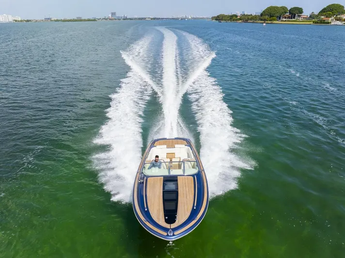  Yacht Photos Pics 2020 Chris-craft Corsair 34 - Image 3