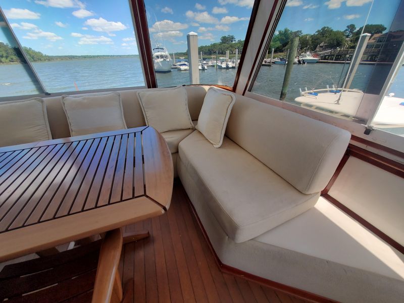 1976 Hatteras 70 Motor Yacht