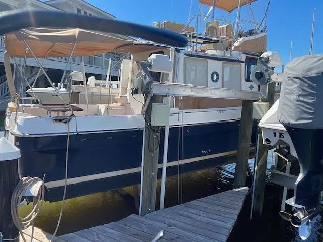 Sanity Yacht Photos Pics 