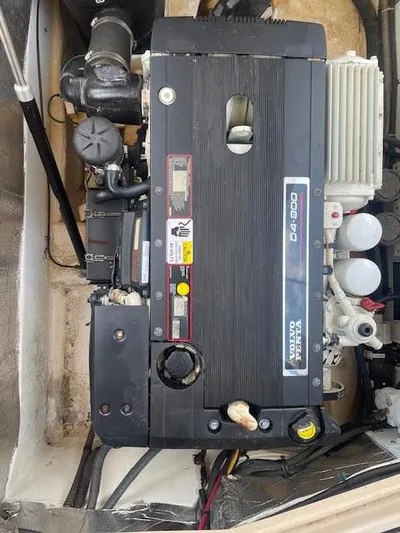 Sanity Yacht Photos Pics 