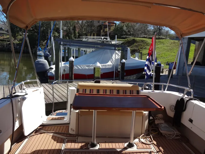 Sanity Yacht Photos Pics 