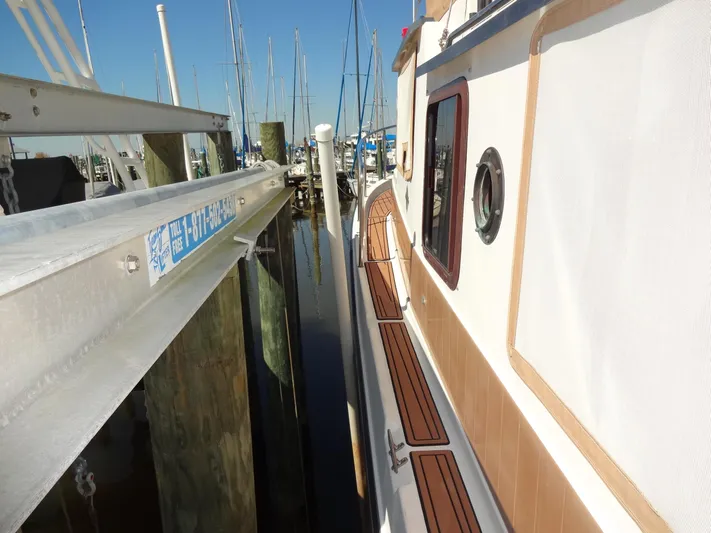 Sanity Yacht Photos Pics 