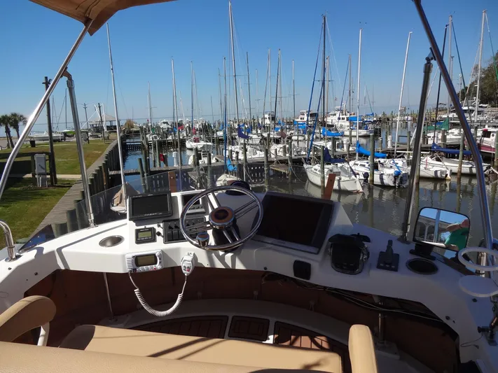 Sanity Yacht Photos Pics 