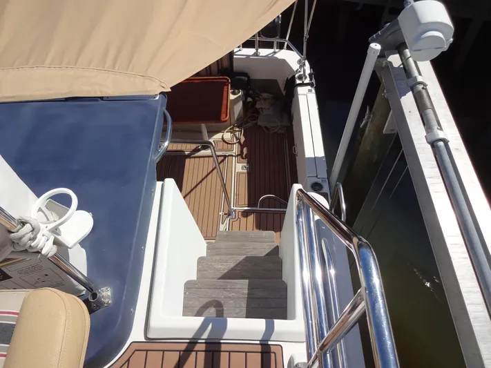 Sanity Yacht Photos Pics 