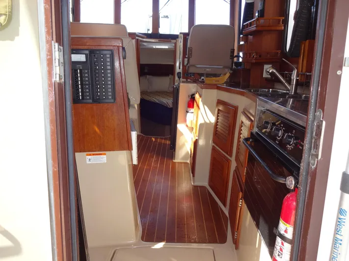 Sanity Yacht Photos Pics 