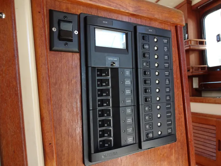 Sanity Yacht Photos Pics 